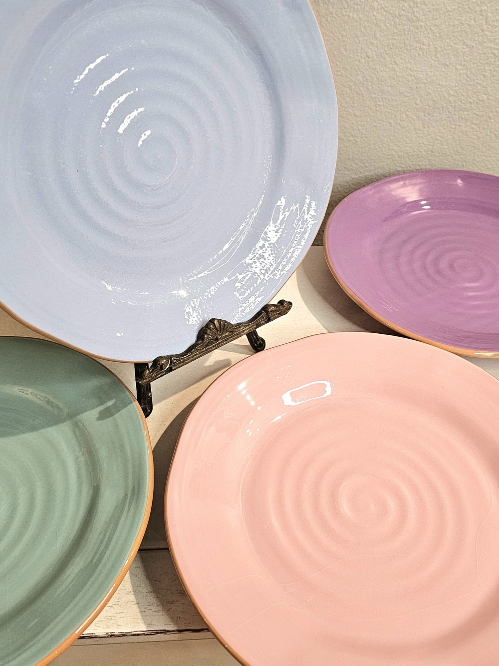 Bizzirri Italian Pottery Dinnerware Plates Handmade Organic Shape 11 ' Set 4